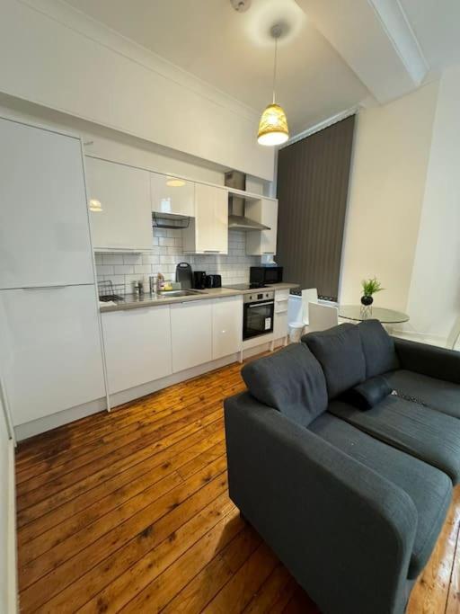 Sleep 6 -Sheffield-George Street Gs202 Apartment Exterior photo